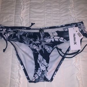 Brand new Hurley Bikini Bottoms